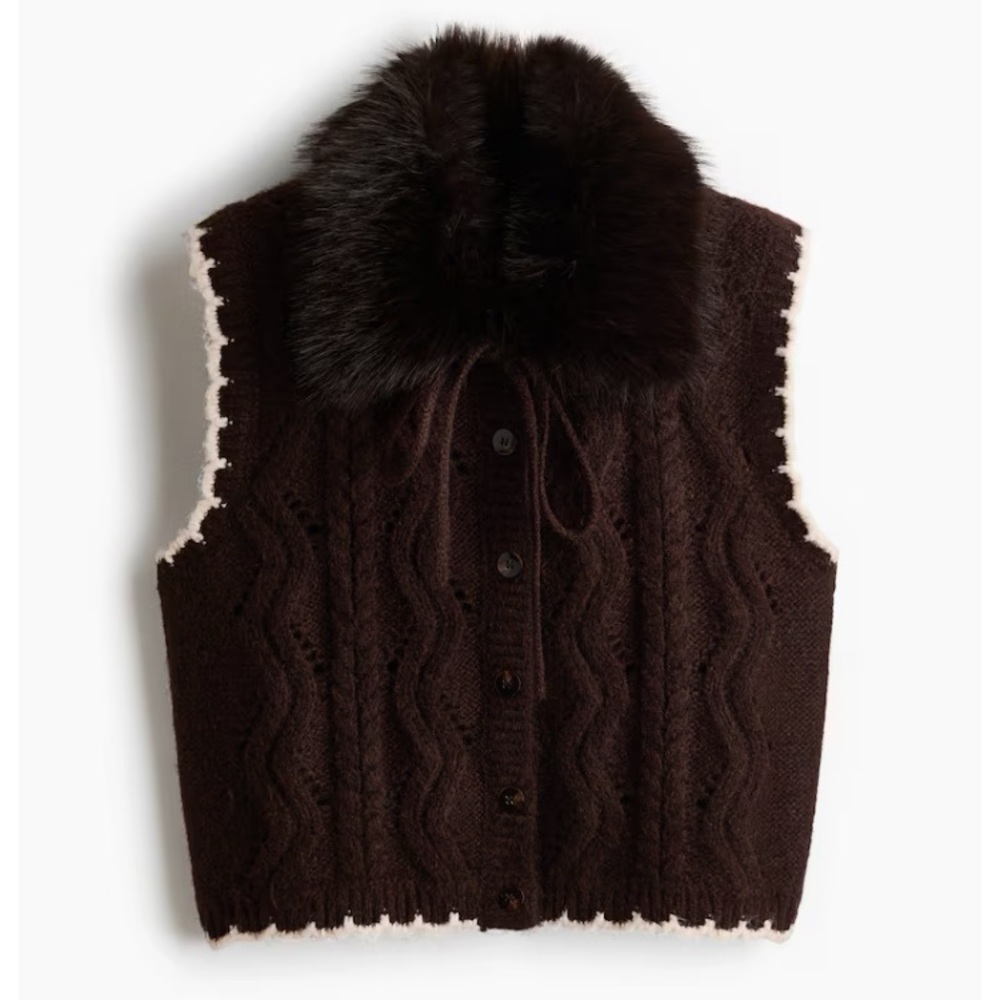 H&M Cable-Knit Vest with Collar - size M - NWT